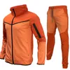 Designer sottili maschili sportivi tech di pile pantaloni da pista da pista da pellicola sportiva percorsi per canori zip uomini mimetici camuflage uomo asiatico szie