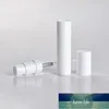 100 stks / partij Mini Plastic Spray Parfum Fles, Small Promotion Sample Black of White Perfume Verstuiver