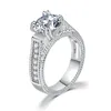 Bröllopsringar Zhouyang Ring för kvinnor Big Crystal Silver Color Cubic Zirconia Engagement Gift Fashion Jewelry Wholesale R542 Wynn22