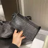 Axelväska varmförsäljning läderdesigner handväska tote kvinnor handväskor namn märke messenger vintage väska mode hink väskor damer pures 0507