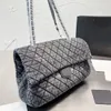 Mavi Gri Kot Tasarımcı Omuz Çantaları Yüksek Kaliteli Kovboy Zincir Tote Kadın Lüks Flap Elmas Kafes Cüzdan Crossbody Classics Debriyaj Tote Çanta