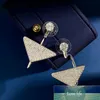 Pendientes personalizados de moda Gancho de un solo diamante de cuatro garras Logotipo de triángulo de diamante completo Pendientes de color oro blanco Pendientes nuevos europeos y americanos