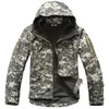 Jaqueta Tática Homens Camuflagem Militar Ao Ar Livre À Prova D 'Água Soft Shell Jaquetas Mens Inverno Quente Fleece Flight Casacos Caça Roupas 220727