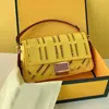 Großhandel Abendtaschen Schulterausschnitt Briefdruck Frauen Baguette Mode Handtasche Leder Designer Umhängetasche Weibliche Geldbörsen mit Schal 220412
