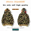 Haute qualité Apes Mens Hoodies Sweat-shirt Japon requin B tête de singe Galaxy taches camo lumineux Couples masculins et féminins avec le même modèleSL82