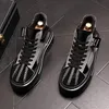 Rhinestone Leather British Genuine Men Caving High Top Mens Flats Stivali Business Lace-Up Superstar Black Mash Sho 7491 S