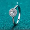 웨딩 반지 럭셔리 1 캐럿 Moissanite 925 스털링 실버 화이트 골드 보석 다이아몬드 여성 약혼 반지 wedding