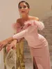 Plus Size Pink Mermaid Prom Dress With Feather Elegant Long Sleeve Arabic Evening Dress 2022 Slit Satin Night Dinner Sexy Formal Party Wear Vestidos De Fiesta Noche