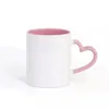 Tazze da caffè in ceramica bianca per lavastoviglie in bianco per sublimazione Tazza da bere classica in ceramica vuota da 11 once con manico a cuore per tè al latte, cola, acqua