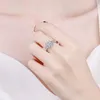 클러스터 링 트렌디 925 스털링 실버 3ct D 컬러 VVS1 쿠션 컷 Moissanite 3 석재 링 여성 보석 도금 화이트 골드 약혼 린