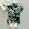 Neonati maschi vestiti stampati floreali Set camicia estiva a maniche corte Top pantaloni 2 pezzi Gentleman 1 2 3 4 5 anni bambini Holiday Beach Outfit 1013 E3