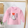 Tシャツ生まれベビー服の子供の長袖の綿のTシャツ春秋の男の子の女の子ボトムシャツカジュアルキッズ衣料品シャツ