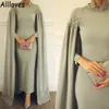 Muslimische Dubai Arabische Abendkleider am Nahen Osten mit Cape Wrap Sage hohe Nackenspitze applizierte Prom -Party -Kleider Langarmer marokkanischer Kaftan Formale Party Roben Cl0568