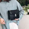2022 새로운 체인 헤드 백 암컷 에나멜 오르간 레트로 박스 작은 정사각형 휴대용 1 개의 어깨 대각선 크로스 지갑