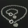Ожерелье в форме сердца с дизайнерским браслетом Комплекты Роскошный женский модный костюм Фирменные украшения с упаковочной коробкой Подарки для светских мероприятий