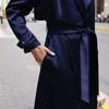 FY013 Nuevo abrigo azul oscuro temperamento de ￡cido triac￩tico hembra larga trinchera