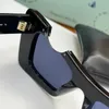 Мужчины Женщины Дизайнерские солнцезащитные очки OERI021 Классическая черная оправа с вырезом Fashion OFF 021 Очки UV400 Защитные линзы Солнцезащитные очки Оригинальная коробка