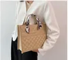 女性のバッグの買い物袋最高品質のショルダートート片面実レザーハンドバッグショッピングG6385