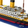 Toy Brick Castle 1860pcs Mini blocs Modèle Titanic Ship Ship Model Boat Diy Diamond Build