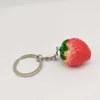 Großer 3 cm großer Erdbeer-Schlüsselanhänger, Liebhaber-Taschenanhänger, Obst-Harz-Schlüsselanhänger, Zubehör, Werbe-Samll-Schlüsselanhänger, Geschenk, Massenpreis