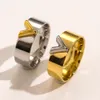 Tasarımcı Markalı Halkalar Kadınlar Takımları Seviyor Düğün Takı Malzemeleri 18K Altın Kaplama 925 Gümüş Kaplama Paslanmaz Çelik Yüzük İnce parmak209s