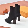 أحذية Luxurys مصممين امرأة أحذية سيدة الجوارب الجوارب المريحة الجلدية المريحة prespresbyopia مارتن كعب ارتفاع 10 سم 35-42