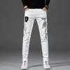 Jeans pour hommes 8 Styles Hommes Stretchy Ripped Skinny Broderie Imprimé Détruit Trou Taped Slim Fit DenimTrousers Haute Qualité