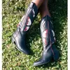 Dames cowboy cowgirl midden kalf laarzen vlinder geborduurd puntige teen gestapelde hiel herfst winter slip on schoenen merk ontwerp 220813