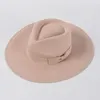 Berets Fashion Wool Wool Fedoras Hat for Women Jazz Woolen Hats Retrospets بالجملة