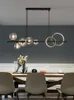 シャンデリアモダンシンプルな黒いダイニングルームアイランドシャンデリアノルディックキッチンデコ照明ガラスボールレストランLEDハンギングライトシャンデリー
