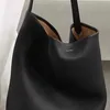 Designer De rij lederen draagtas met grote capaciteit n / s Park Tote Bag minimalistische emmerschouder Lichte luxe en hoog gevoel Mode vrije tijd