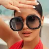 Gafas de sol Hombres de gran tamaño Mujeres Diseñador de marco de cristal Polígono Shiny Diamond Eyewear Shade UV400SungLassessungLasses