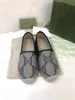 Designer Luxurys 클래식 레이디 플랫폼 여성 캐주얼 Espadrilles 여름 숙녀 플랫 비치 하프 슬리퍼 패션 로퍼 guccie for canvas shoes