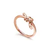 Moda kolye tasarımcısı mücevher lüks kolye düğüm şekli kolyeler bilezik saplama küpeler düğün sevgililer günü, elmasla veya elmassız arkadaş stilleri için sevgililer günü