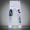 Män Casual Denim Jeans Lång design Koreanska Stil Stretch Slim Fit White Print Fashion Dropship Plus Storlek 28-42 220328