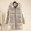 Fashion Parkas Winter Jacket Womens Nowy błyszczący bawełniany wyściełany płaszcz z kapturem swobodny samica ciepła luźna długość śniegu parkas L220730