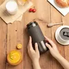 Drinkware Mugs Water Bottles Portable Thermos Cup stor kapacitet kaffekopp med halmisolering Matkvalitet Silikon