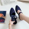 Sandaler Fashion Women's 2022 Muls tofflor för strandskor nära tå kvinnor klackar strappy kil plast sandalsandaler