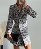 Spring Autumn Womens Jackets Vestidos casuais Blazers Slim Terne Jacket moda Lady Lady Futes de bolsos