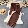 Vrouwen elegante slanke tweedelig sets vrouwelijke trui jurk herfst winter hoge taille gebreide ensemble femme medium lange feestjurken 220719