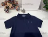 Luxury Navy Color Kids 22SS broderi Polo Top Summer Tshirts Nyligen bomullst skjortor Rund Neck Lovely Bear Tshirt Highend Boys3930090