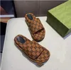 2022 Lyxdesigner Kvinnor Sandal Canvas Platform Tofflor Real Leather Slides Beach Slipper Outdoor Party Sandaler