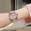 Chopares tittar på Chopar 30mm Chopard Ladies Classic Watches Quartz 36mm Movement Fashion Business Wristwatches Montre de Luxe Gifts Women