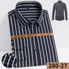 Koszulki męskie Slim Fit Shirt Mężczyźni Pracują dla elastycznego biznesu czystego koloru pasiastki, które nie żelazne tleevedmen's Vere22