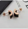 Pendientes de tuerca de arco con números romanos para mujeres y hombres, negro, blanco, Cerami, semicircular, oro rosa, acero inoxidable, joyería con dijes (GE111)