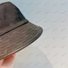 Diseñadores para mujer Gorras Sombreros Casquette para hombre Sombreros de cubo Carta completa Protección solar Bonnet Gorros Casual Summer Sun Hat Gorra de béisbol