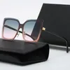 11 Hochwertige Luxuswomaner Sonnenbrille Mode Mens Sun Gläsern UV Schutz Männer Designer Brille Gradient Metallscharnierinnen Frauen Spektakel Box