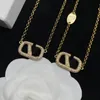 Designer halsband för kvinnor lyxiga smycken halsband zirkon koppar tillbehör bokstäver hänge halsband3214536
