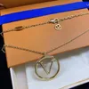 Classic Designer Jewelry Set For Women Necklaces Designer Earrings L Hoop Earring Pure Copper Hoops Gold Chain Couple Wedding Gift7236235