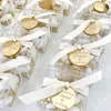 50x Personalized Wedding Tags Favors Custom Engraved Name Circular Labels Candy box Ribbon Round Tags Decor Christening Supplies 220608
